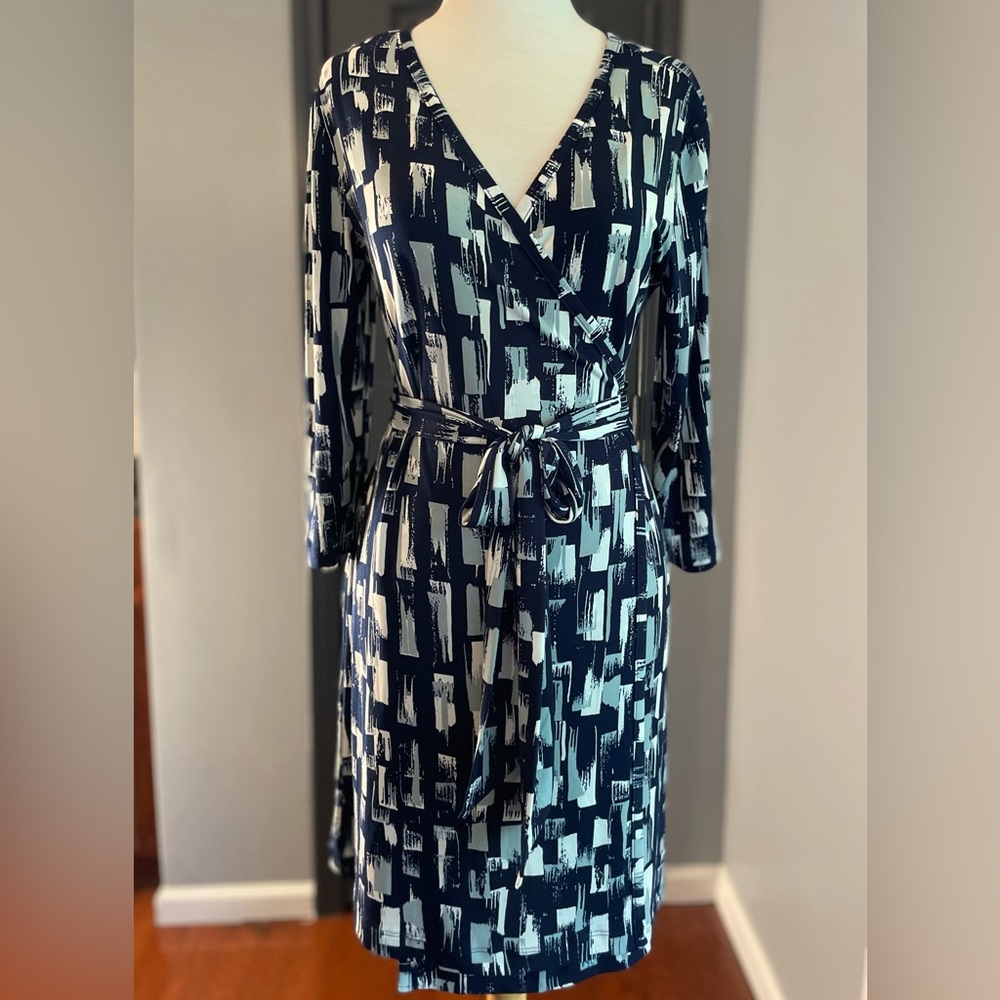 Banana Republic Navy Officecore Business Abstract Print Wrap Dress - Picture 2 of 7